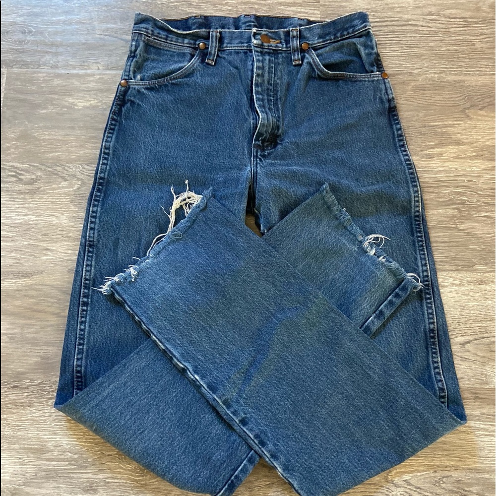 Wrangler dark wash jeans